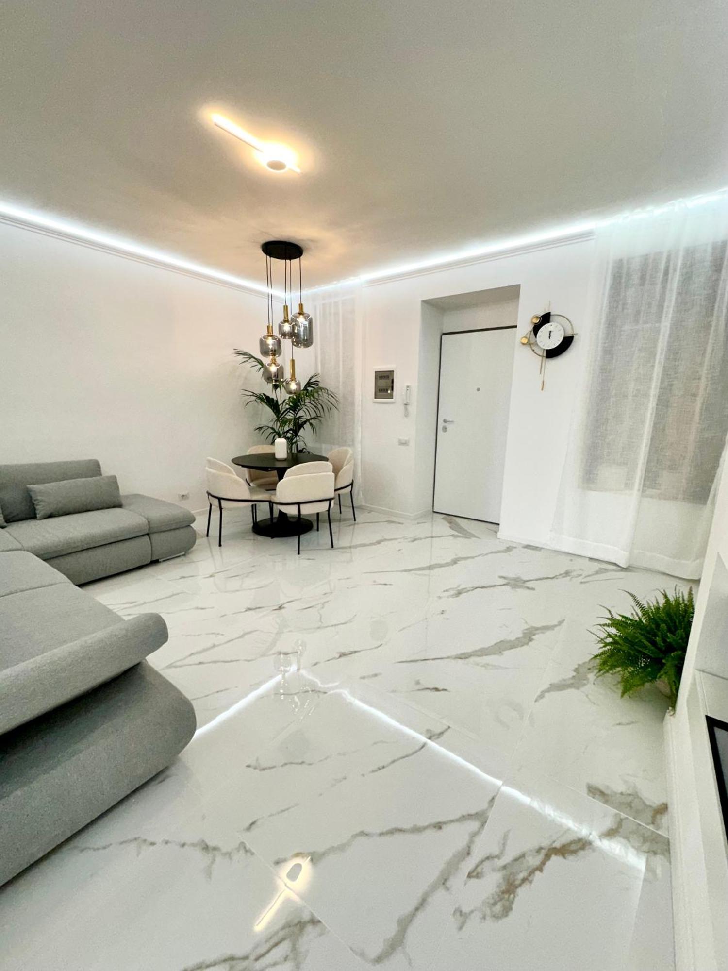 Luna Luxury Suite Bergamo Luaran gambar